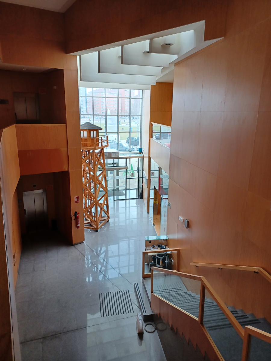 Edificio fuego león