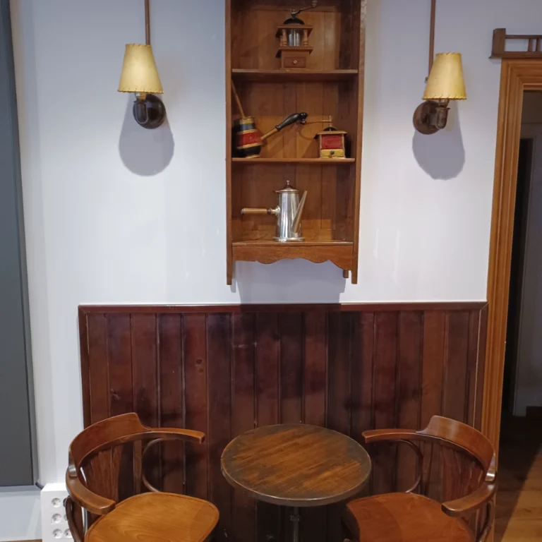 Cafelito interior local